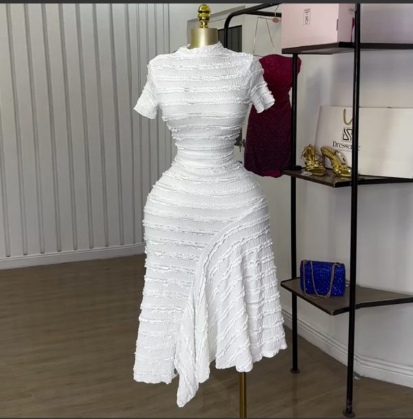 .Short Sleeves dress - Image 2