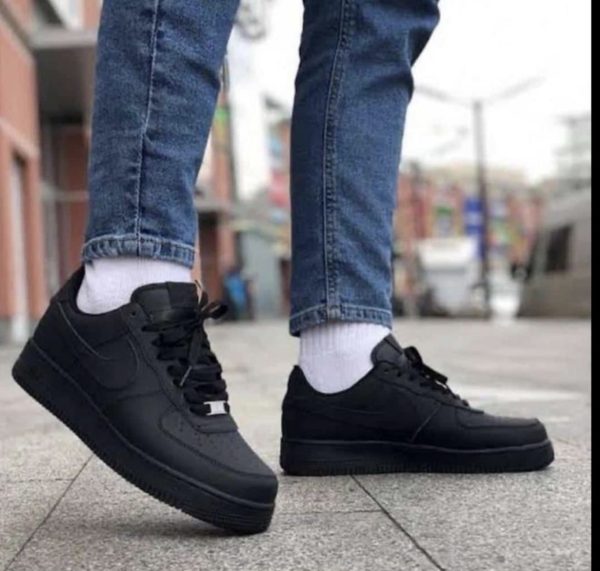 AF1 sneakers - Image 2