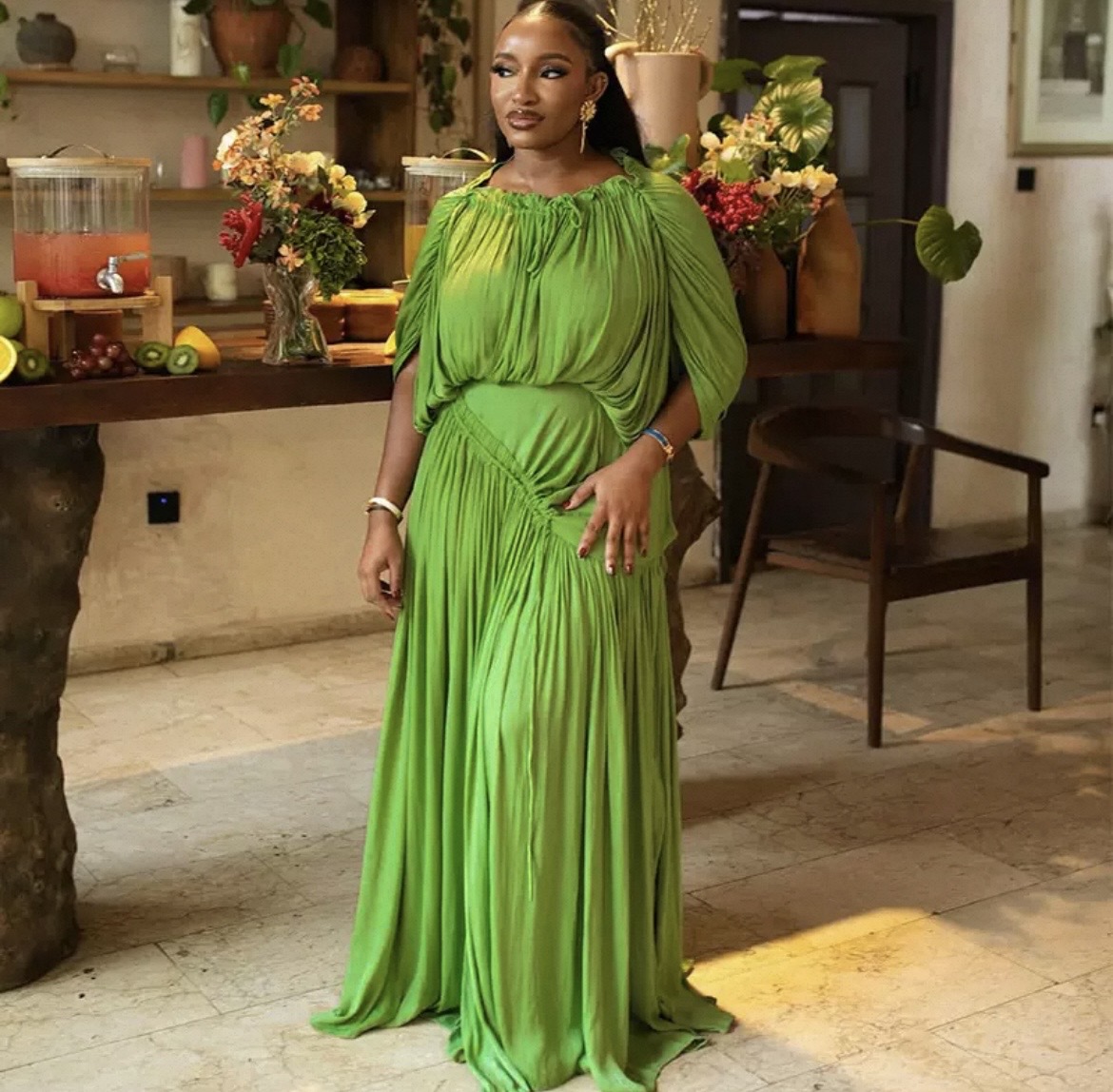 Elegant Green Pleated Maxi Dress